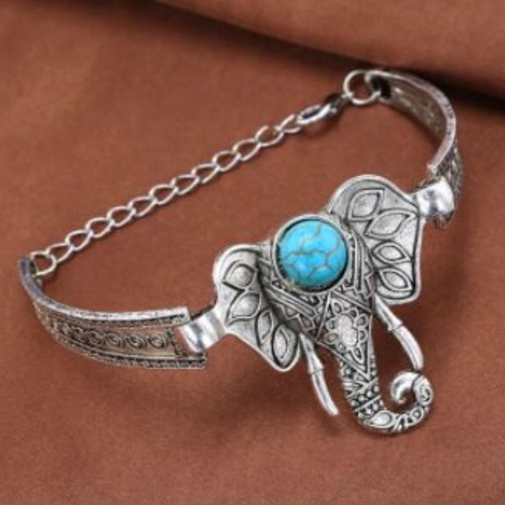 Boho Elephent Bracelet Silver Tone And Turquoise